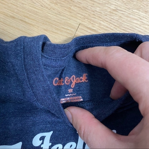 Rainbow 2T Top Bundle Feelin Awesome Cat & Jack - Picture 7 of 8